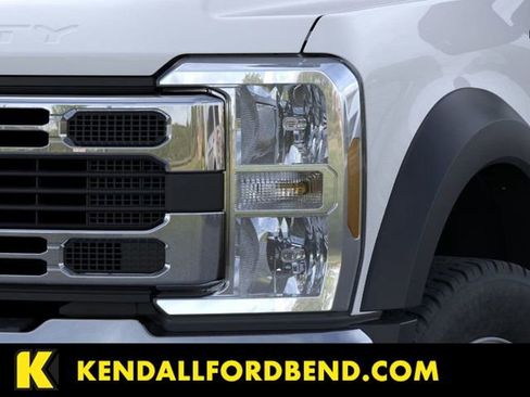 New 2025 Ford F550 4x4 Regular Cab Super Duty image 11