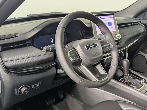 New 2026 Jeep Compass Limited w/ Sun, Sound & Navigation Group image 11