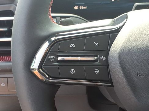 New 2026 Chevrolet Traverse RS FWD image 18
