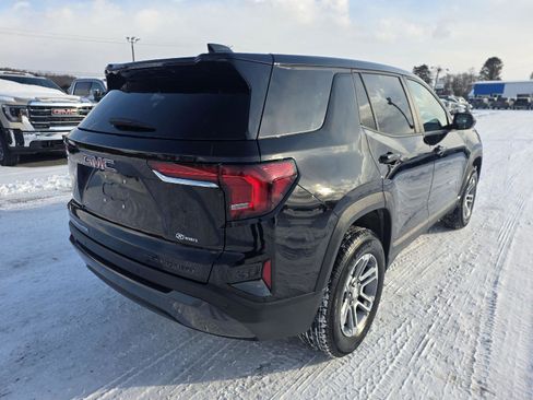 Used 2025 GMC Terrain Elevation image 2