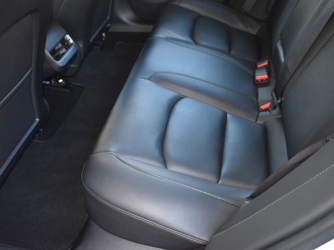 Used 2023 Tesla Model 3 Standard Range image 15