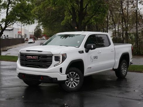 Used 2023 GMC Sierra 1500 AT4 AWD/4WD image 1