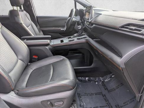 Used 2022 Toyota Sienna XSE image 23