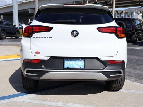 Certified 2023 Buick Encore GX Select w/ Safety Package II image 5