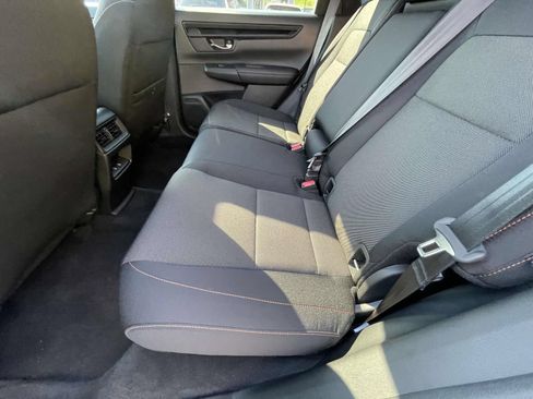 Used 2025 Honda CR-V Sport image 12