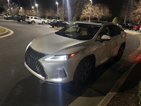 Used 2022 Lexus RX 350 FWD w/ Premium Package image 2