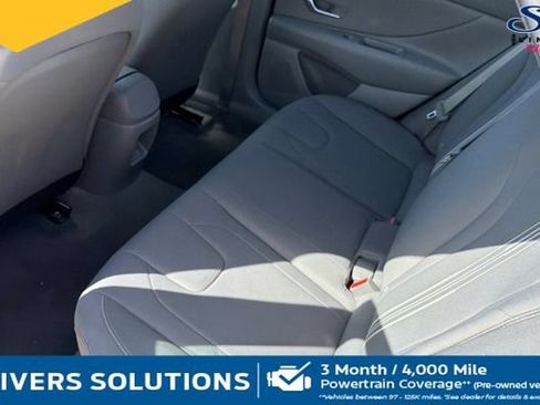 Used 2024 Hyundai Elantra SEL FWD image 7