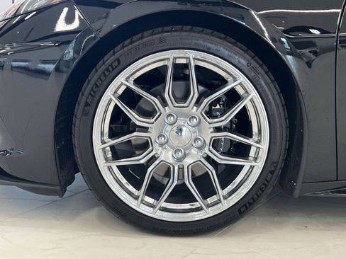 Used 2025 Chevrolet Corvette Stingray w/ Battery Protection Package image 11