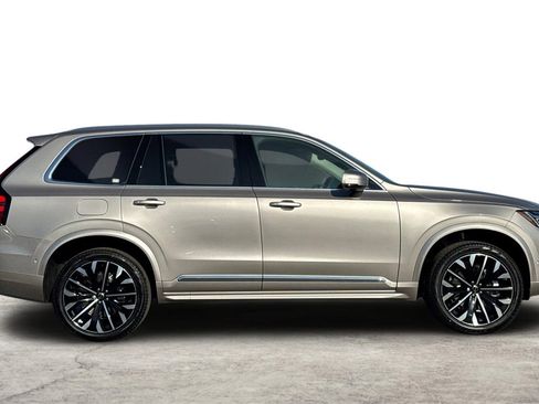 New 2026 Volvo XC90 B5 Plus w/ Protection Package Premier AWD/4WD image 8