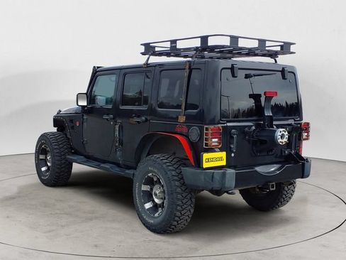 Used 2012 Jeep Wrangler Unlimited Sahara AWD/4WD image 3