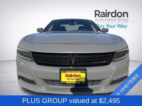 Used 2017 Dodge Charger SXT w/ Plus Group RWD image 2