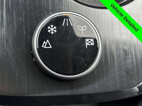 Used 2023 Nissan Rogue SV AWD/4WD image 18