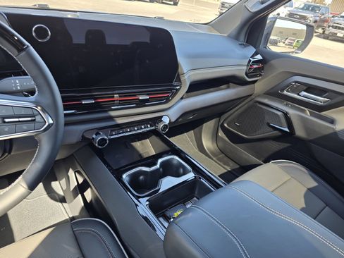 New 2026 Chevrolet Silverado EV Trail Boss image 20