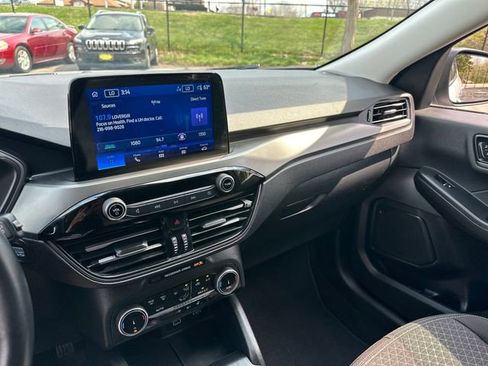 Used 2025 Ford Escape Active w/ Cold Weather Package image 35