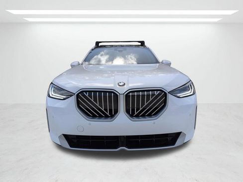 New 2025 BMW X3 xDrive30i w/ Convenience Package AWD/4WD image 9