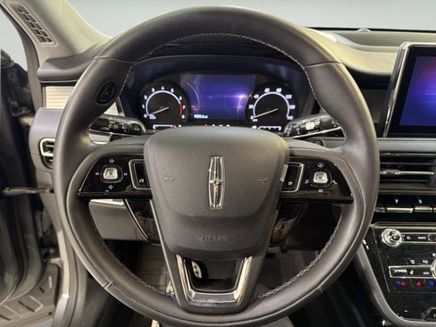 Used 2022 Lincoln Corsair FWD w/ Equipment Group 101A image 12
