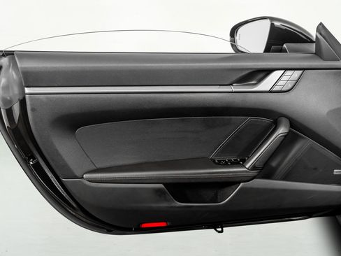 Used 2024 Porsche 911 Carrera S w/ Sport Package image 49