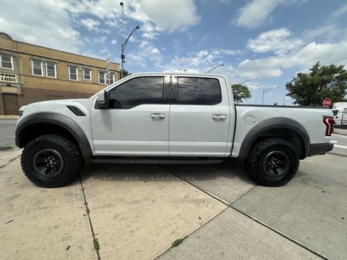 Used 2017 Ford F150 Raptor w/ Equipment Group 802A Luxury AWD/4WD image 8