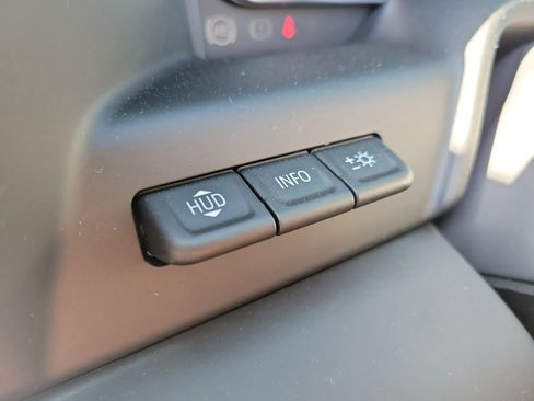 New 2025 GMC Sierra 3500 Denali Ultimate AWD/4WD image 25
