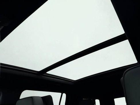 New 2026 Chevrolet Suburban High Country AWD/4WD image 29