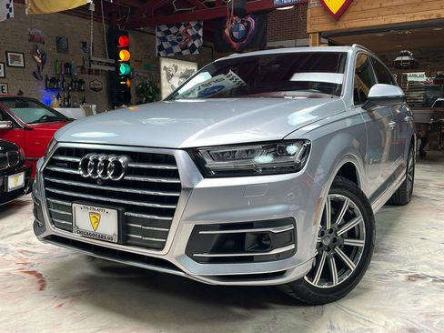 Used 2017 Audi Q7 3.0T Prestige AWD/4WD image 1