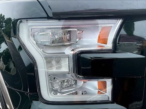 Used 2015 Ford F150 King Ranch w/ Equipment Group 601A Luxury AWD/4WD image 32