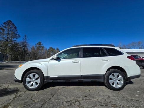 Used 2012 Subaru Outback 2.5i Premium w/ All-Weather Pkg image 6