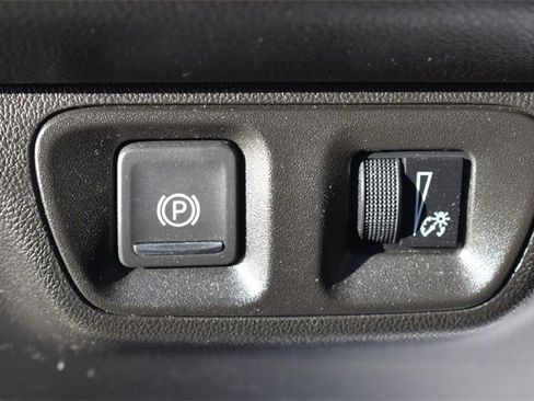 Certified 2019 GMC Acadia SLT image 27