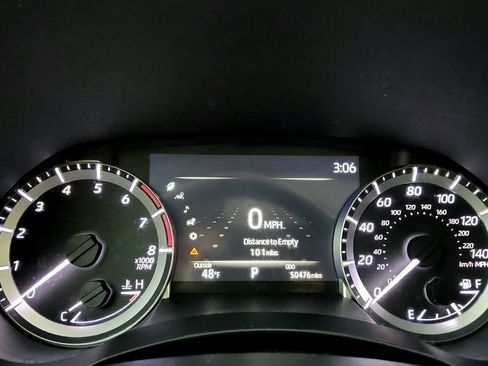 Used 2023 Toyota Highlander XLE AWD/4WD image 28