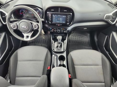 Used 2021 Kia Soul LX image 26