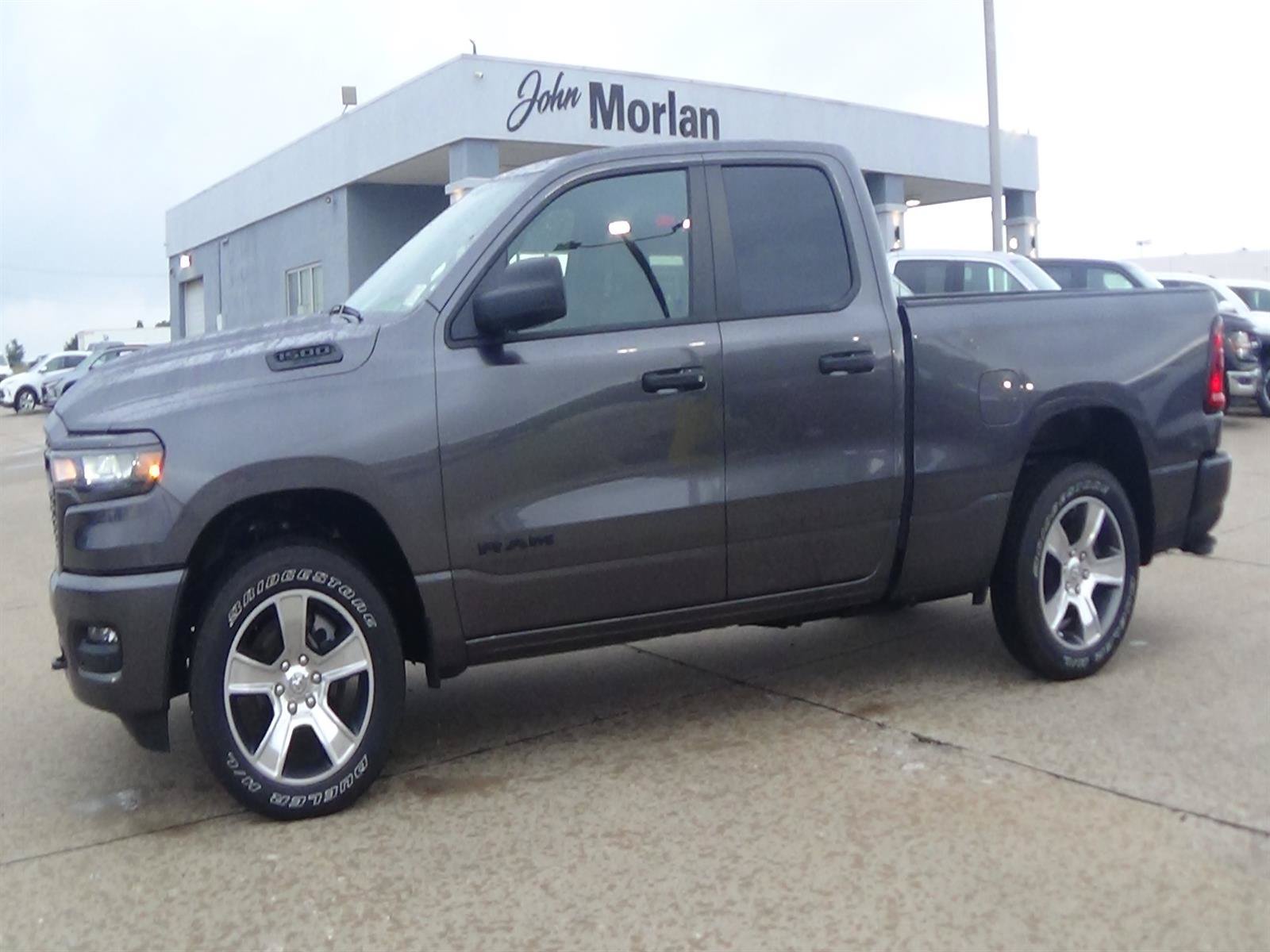 Used 2025 RAM 1500 Tradesman AWD/4WD image 1