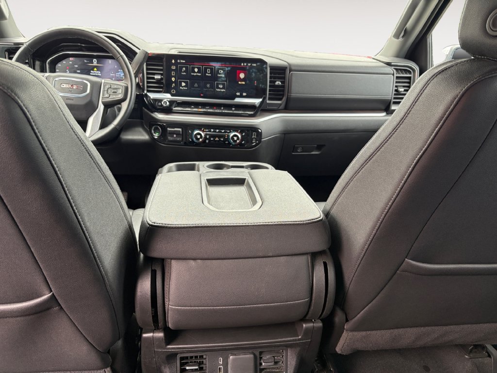 Used 2025 GMC Sierra 1500 SLT AWD/4WD image 10
