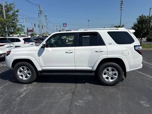 Used 2017 Toyota 4Runner SR5 Premium AWD/4WD image 18