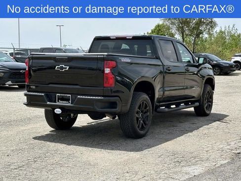 Used 2023 Chevrolet Silverado 1500 Custom Trail Boss w/ LPO, Dark Essentials Package AWD/4WD image 7