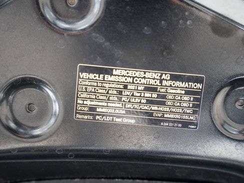 Used 2021 Mercedes-Benz GLC 300 GLC 300 image 25