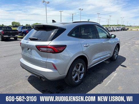 Used 2024 Ford Escape ST-Line w/ Tech Pack #1 AWD/4WD image 6