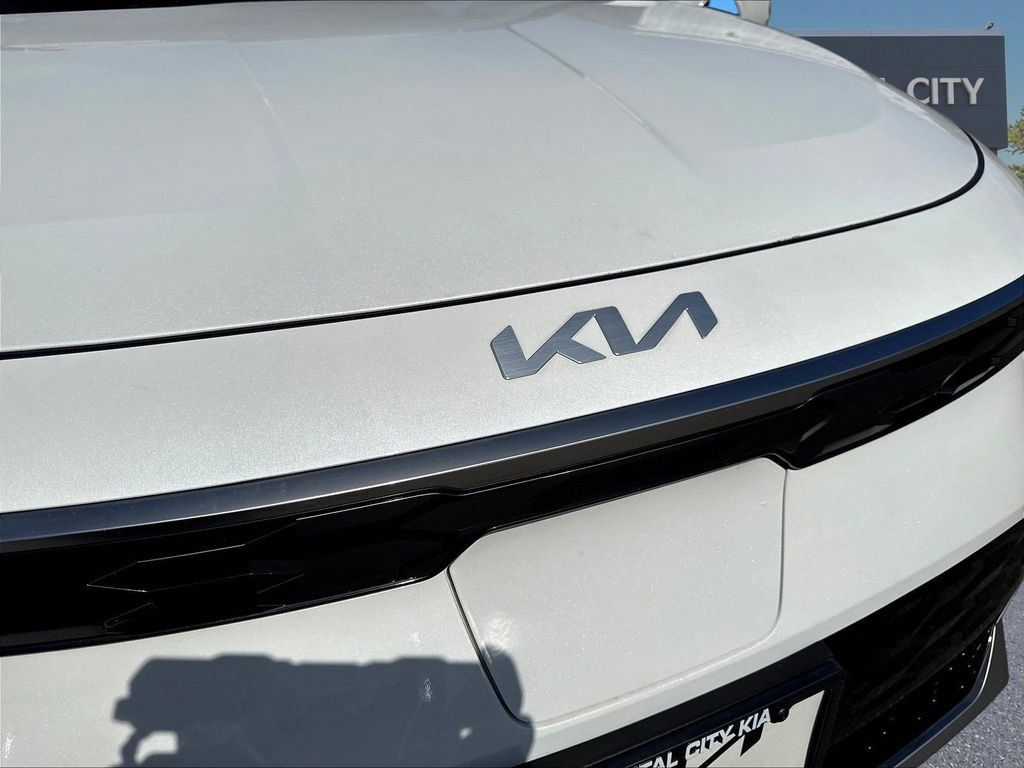 Used 2024 Kia Niro Wind FWD image 36
