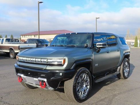 Used 2024 GMC Hummer EV 3X w/ LPO, Illumination Package image 3