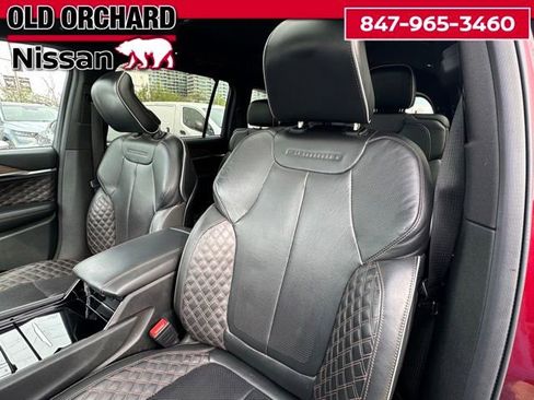Used 2021 Jeep Grand Cherokee L Summit w/ Advanced Protech Group IV AWD/4WD image 13