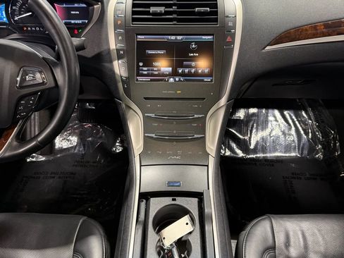 Used 2016 Lincoln MKZ Hybrid w/ Equipment Group 600A Reserve image 3