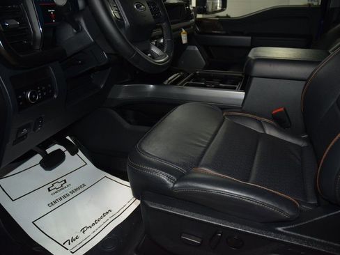 Used 2026 Ford F250 Lariat w/ Black Appearance Package image 35