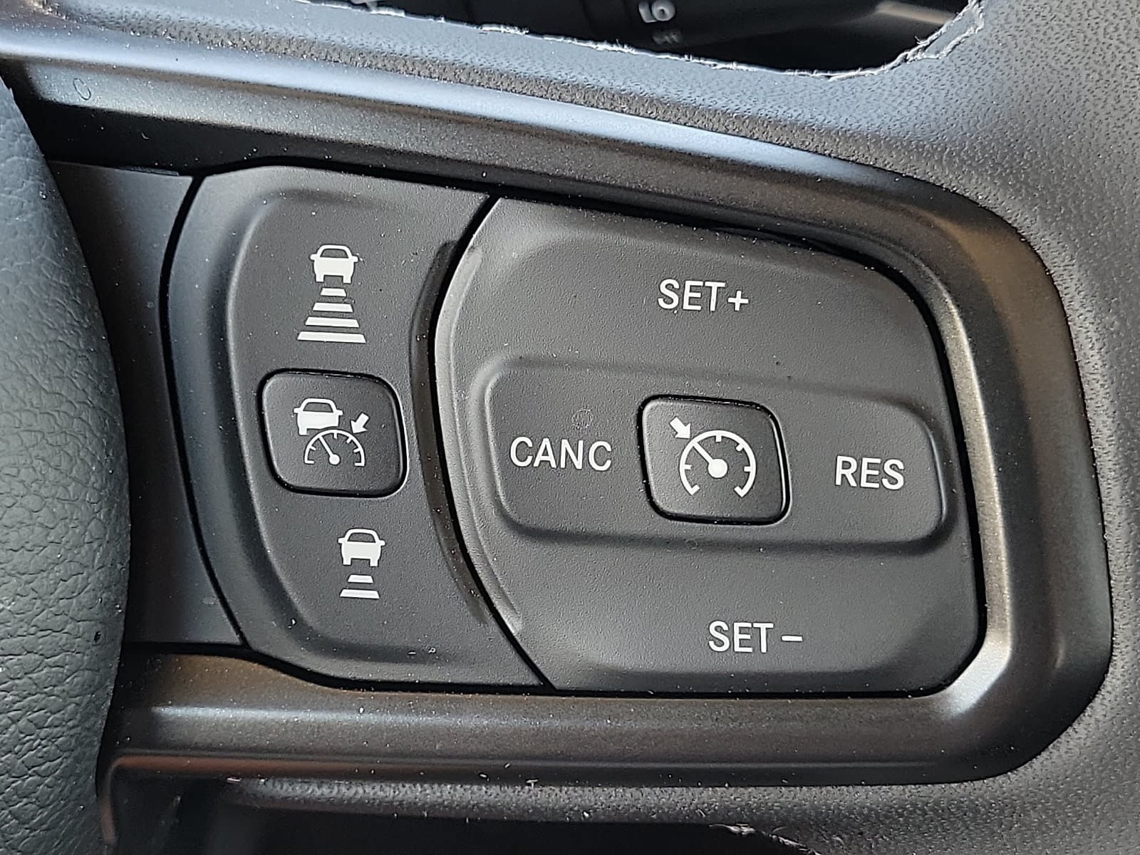 Used 2026 Jeep Wrangler Unlimited Rubicon AWD/4WD image 16