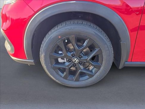 Used 2023 Honda HR-V Sport image 9
