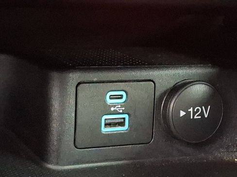 Certified 2022 Ford Escape SE w/ Convenience Package image 23