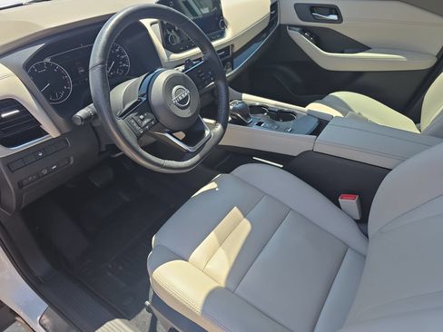 Used 2023 Nissan Rogue SL w/ SL Premium Package FWD image 16