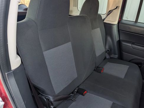 Used 2015 Jeep Patriot Latitude image 11