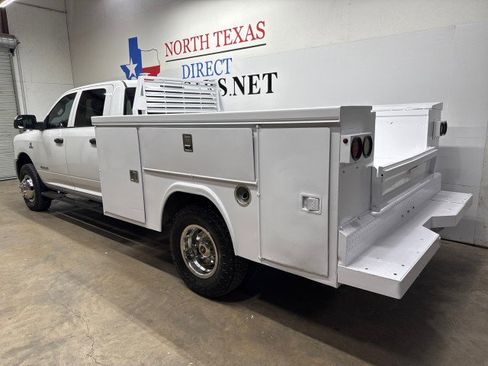 Used 2019 RAM 3500 Tradesman w/ Chrome Appearance Group image 10