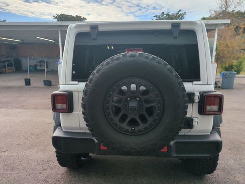 Used 2022 Jeep Wrangler Unlimited Sport w/ Xtreme Recon 35" Tire Package image 7