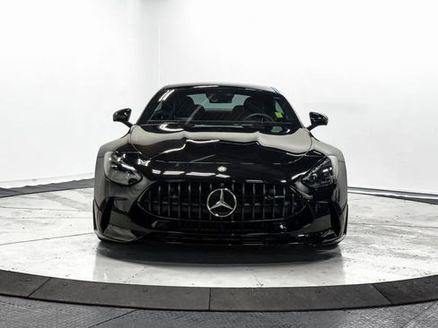 Used 2025 Mercedes-Benz AMG GT 63 image 2