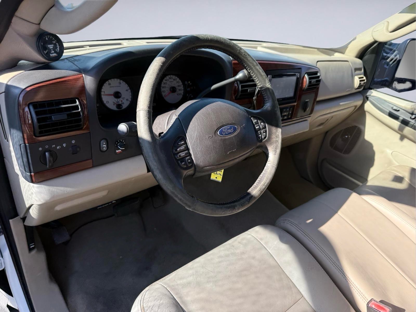 Used 2006 Ford F250 Lariat AWD/4WD image 10